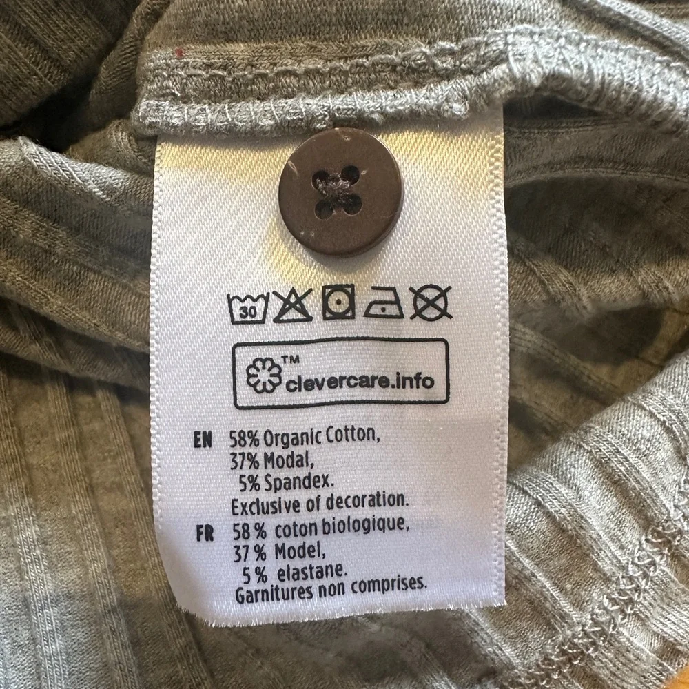 tentree Light Gray Ribbed Button-Front Tank Top - Picture 3 of 3